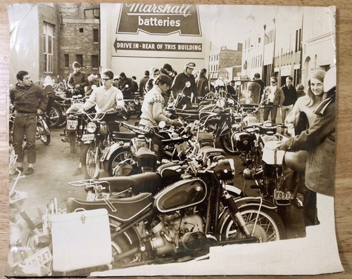 Vintage original 1968 press - ,