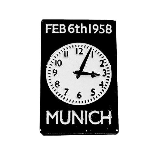 United badge black munich - united,