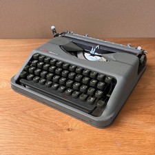 Vintage 1950s Empire Aristocrat Portable Typewriter. Working. Great Condition.