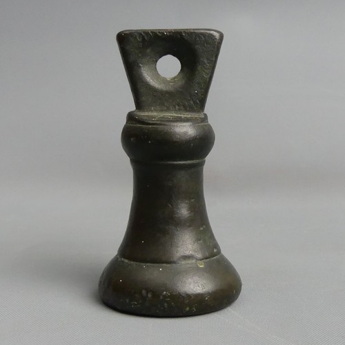 Victorian bell weight - 8,