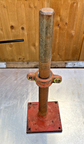 Old tower scaffold - old, adjustable
