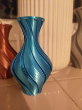Blue Silk Plastic Twist Vase For Dried Or Cut Flowers 200mm
