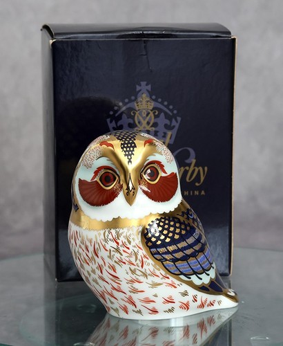 Royal crown derby - royal, 'tawny