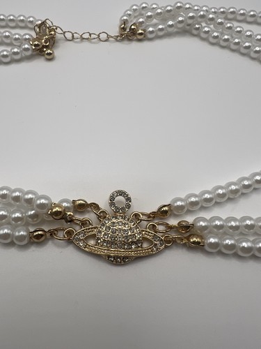 Triple strand faux - triple, pearl