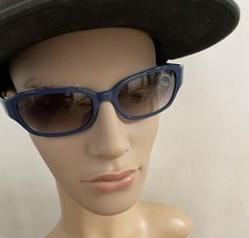 Sunglasses, Nouvelle Vague