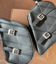Triumph A9518178 Leather Panniers