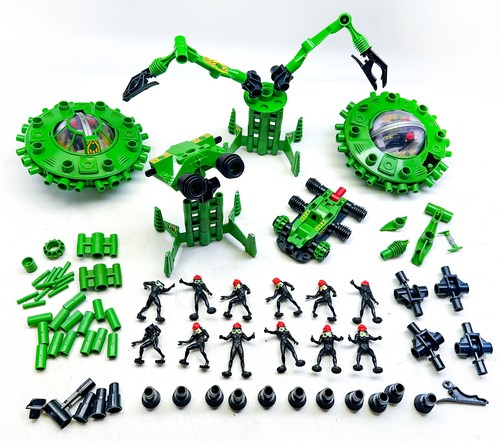 Britains space aliens job lot - aliens,