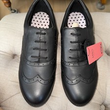 M&S Girls School leather  Brogue Lace-up Shoes U.K. Size 7 Wide Fit