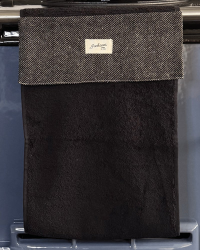 Coal hanging towel - hanging,