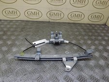 Nissan Almera Tino Left