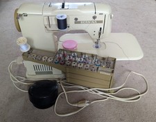 Bernina Record 730 Electric