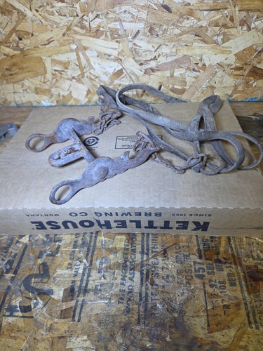 Vintage iron kissing birds - iron,