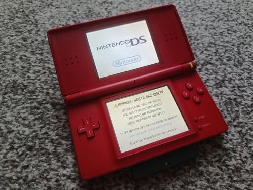 Nintendo lite red vgc - ds,