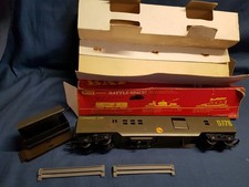 TRIANG HORNBY R725 BATTLE RED SPACE COMMAND CAR, VERY GOOD, BOX VERY POOR