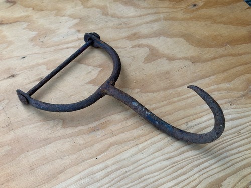 Antique hay hook - hay, rusty)