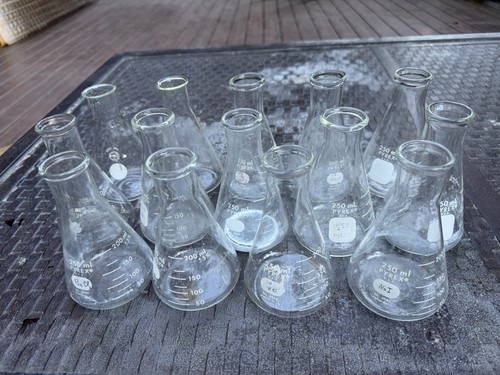 Vintage chemistry beakers - vintage,
