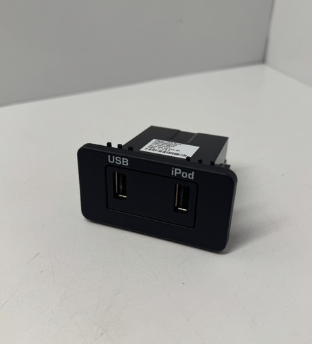 Audio usb ipod port centre - usb,