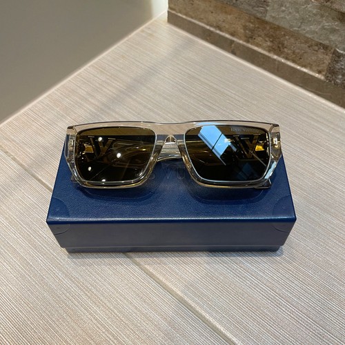 Louis vuitton flower - louis, low