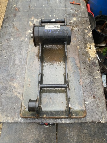 Wacker plate base possibly - plate,