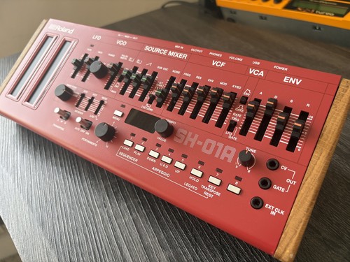 Roland 01a boutique synth - roland,