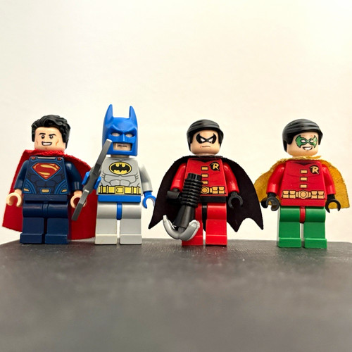 Lego minifigures lot - dc, 4