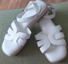 SANDALS - SOFT WHITE - UK SIZE 6 - WIDE FIT - ROPE TRIM - PADDED FOOT BED - NWOT