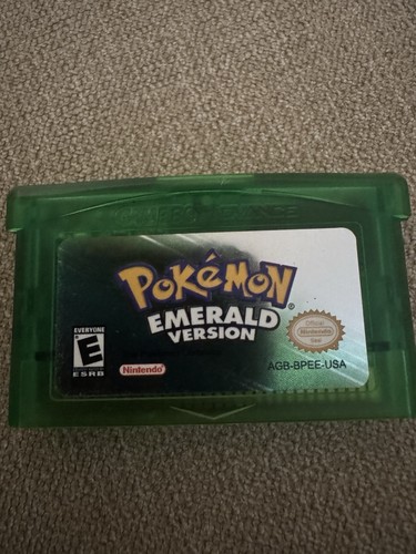 Pokémon emerald usa version - usa,