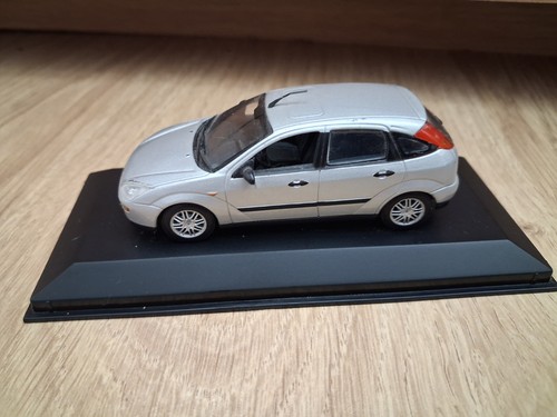 Minichamps ford focus mk1 - ford,