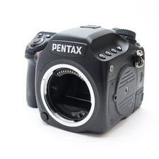 Pentax 645D Medium Format DSLR