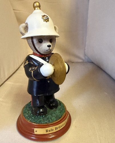 Royal marine figurine holding - figurine,