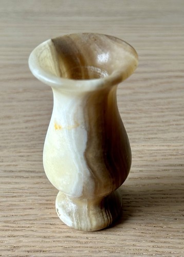 Small vintage hand - hand-carved, onyx