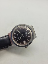 VINTAGE TIMEX BLACK DIAL DATE MANUAL WIND MAN'S WATCH / Q045