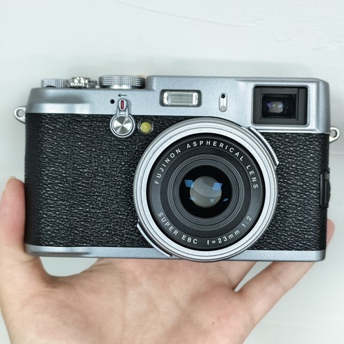 Fujifilm x100 silver 3mp - fujifilm,