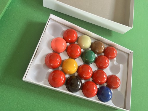 Set snooker balls boxed - of,