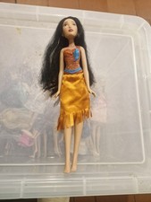Pocahontas Disney Doll Vgc