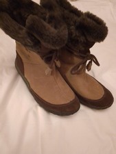 Cushe Sheepskin Suede Fur Lined Ankle Boots Size 3-4 New Without Box