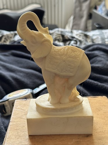 Alabaster elephant sculpture - alabaster,