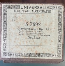 Universal full scale - universal,