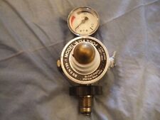 medical oxygen regulator single Stage  4 bar Outlet bottle