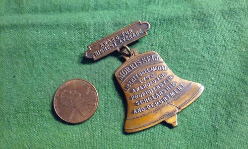 Morris selz chicago pin brooch - chicago,