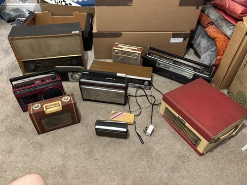 Job lot radios record - job, &