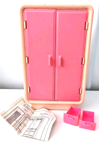 Vintage barbie dream house - vintage,