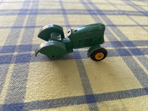 Vintage matchbox lesney - by,