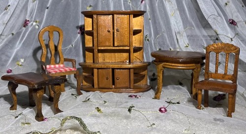 Vtg wood doll house - wood,