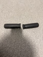 PAIR OF SCOOTER HANDLE T-BAR