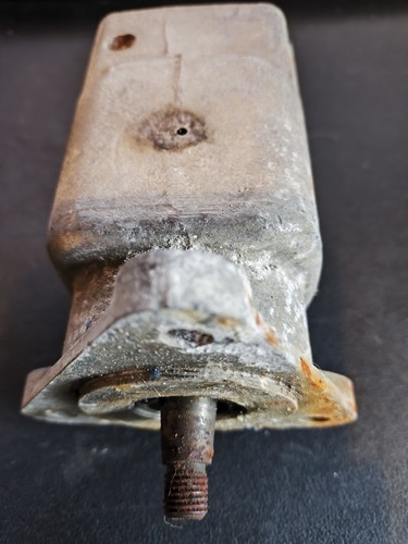 Vintage lucas magneto bsa a10 - lucas,