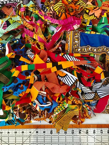 Fine scraps african fabric - -,