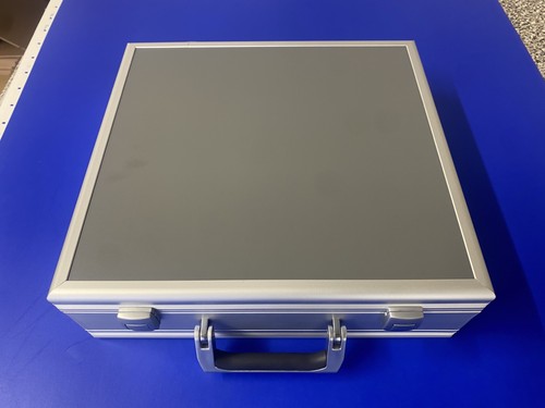 Small silver flight case - small,