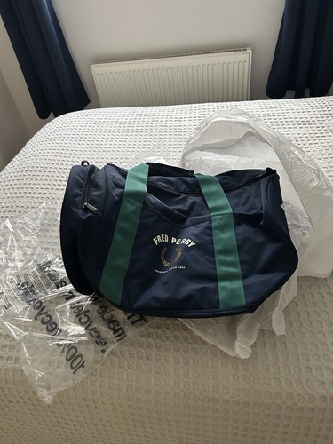 Fred perry classic barrel bag - fred,