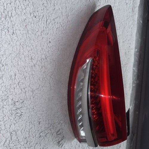 Drivers tail light lamp - a8,